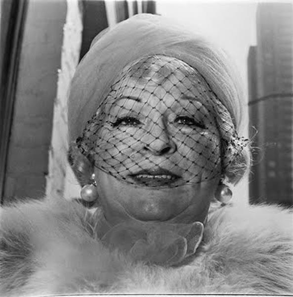 Why Diane Arbus is a great photographer.